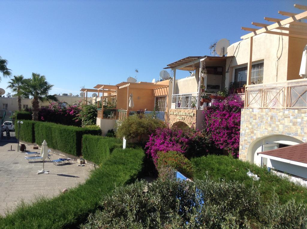 Santa Barbara Complex Lejlighed Limassol Eksteriør billede