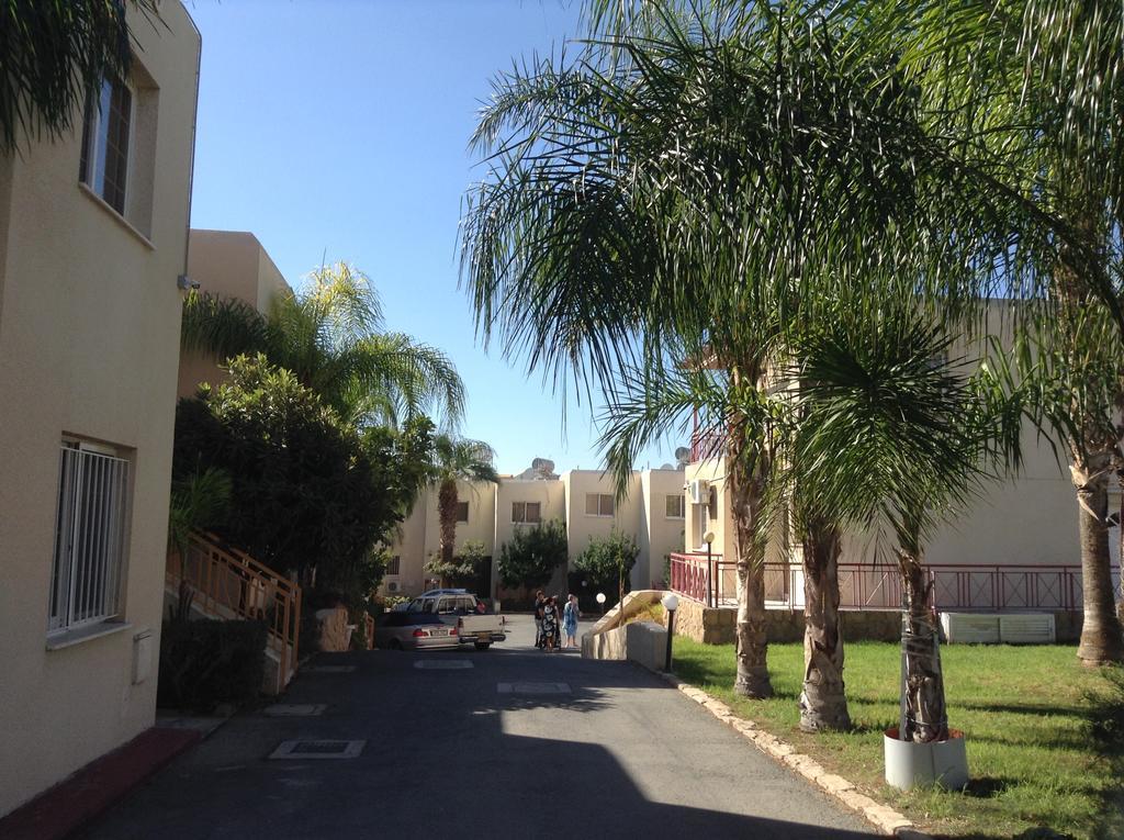 Santa Barbara Complex Lejlighed Limassol Eksteriør billede