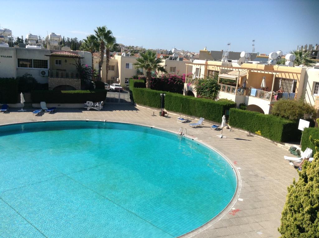 Santa Barbara Complex Lejlighed Limassol Eksteriør billede