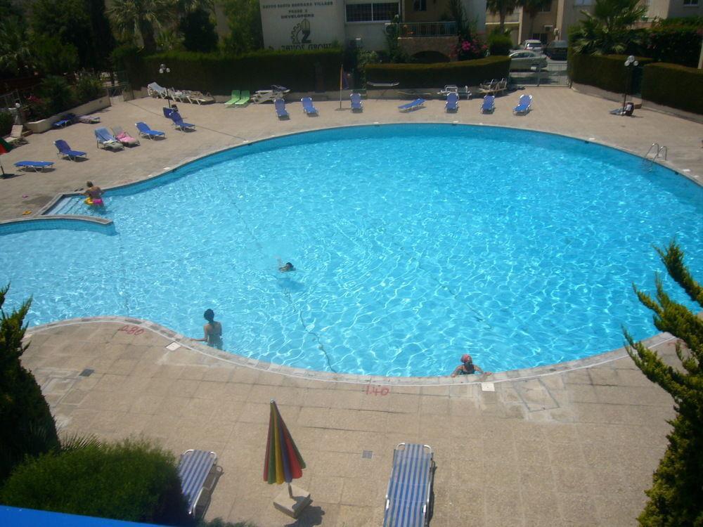 Santa Barbara Complex Lejlighed Limassol Eksteriør billede