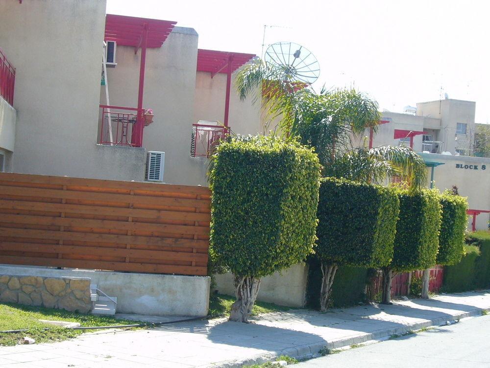 Santa Barbara Complex Lejlighed Limassol Eksteriør billede