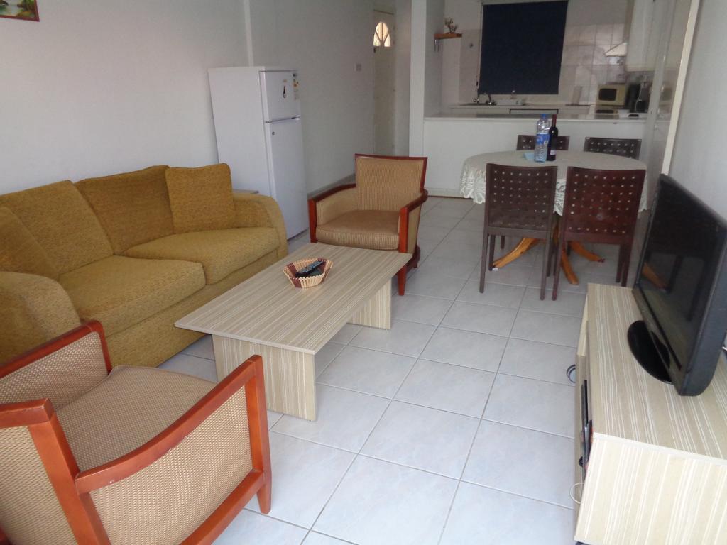 Santa Barbara Complex Lejlighed Limassol Eksteriør billede