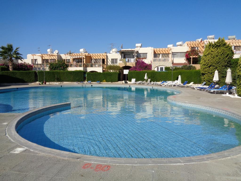 Santa Barbara Complex Lejlighed Limassol Eksteriør billede