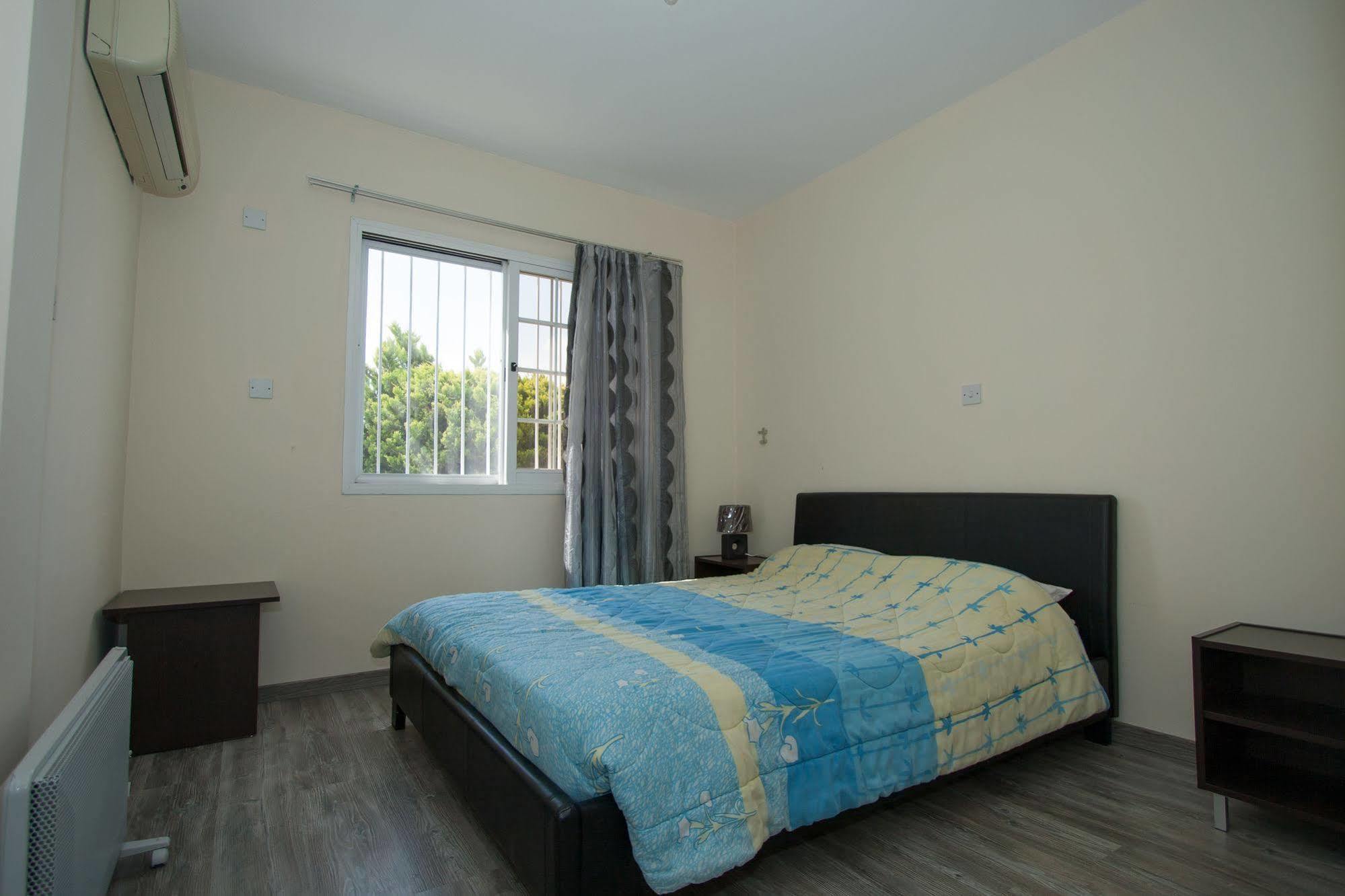 Santa Barbara Complex Lejlighed Limassol Eksteriør billede